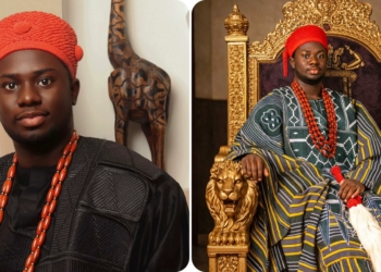 HRM Oba Oloyede Akinghare II