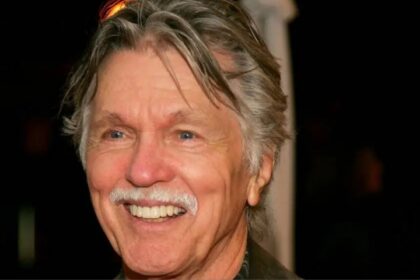 tom skerritt