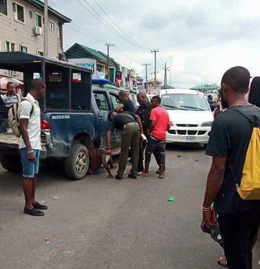 Police officers allegedly brutalize driver in Rivers State, strip him for refusing to give them bribe