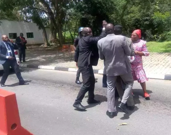 Security operatives assault Oby Ezekwesili at Aso Rock gate(photos)