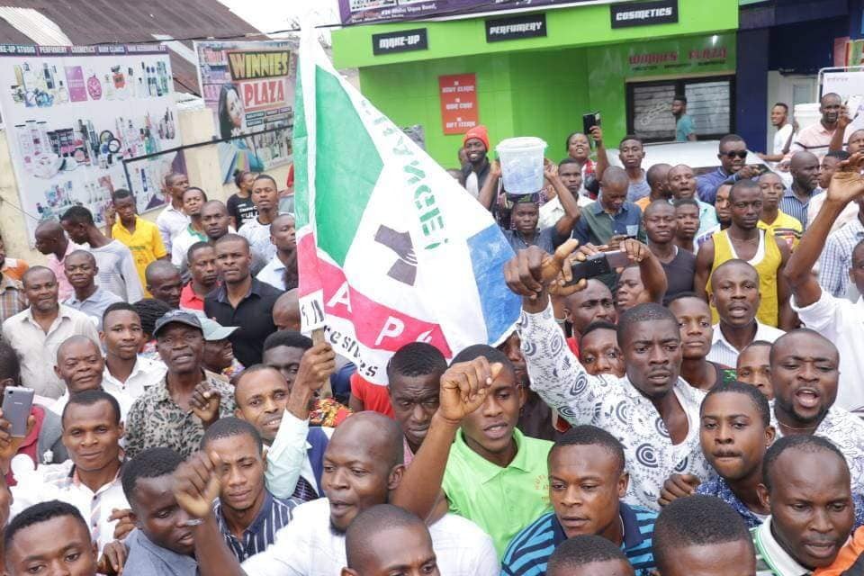 Photos: Godswill Akpabio arrives Uyo ahead of defection to APC tomorrow