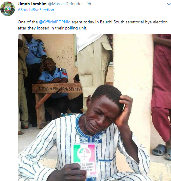 Trending photo of an alleged PDP agent crying after his party lost at the bye-election in Bauchi 