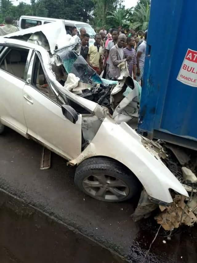 Female FUTO student, one other crushed to death in fatal accident along Owerri-Onitsha Road