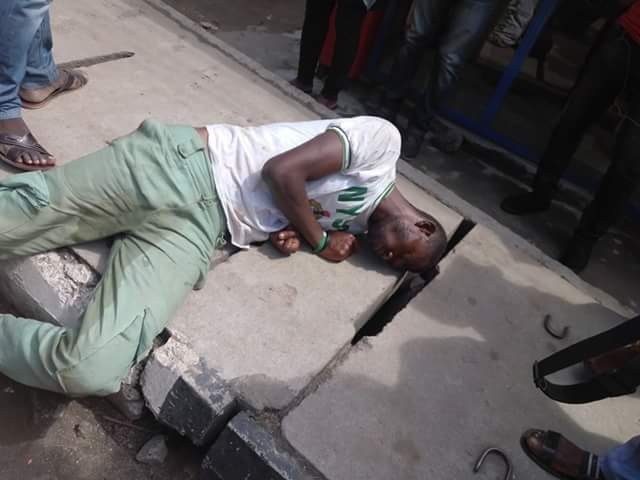  Photos: Corps member found unconscious on roadside in Lagos