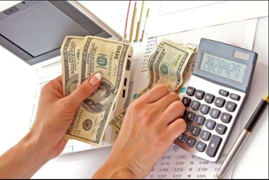 How to manage your money effectively