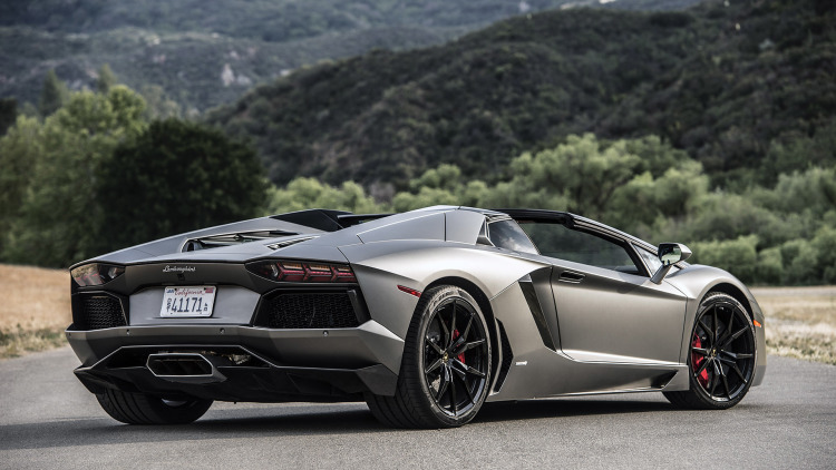 Lamborghini Aventador